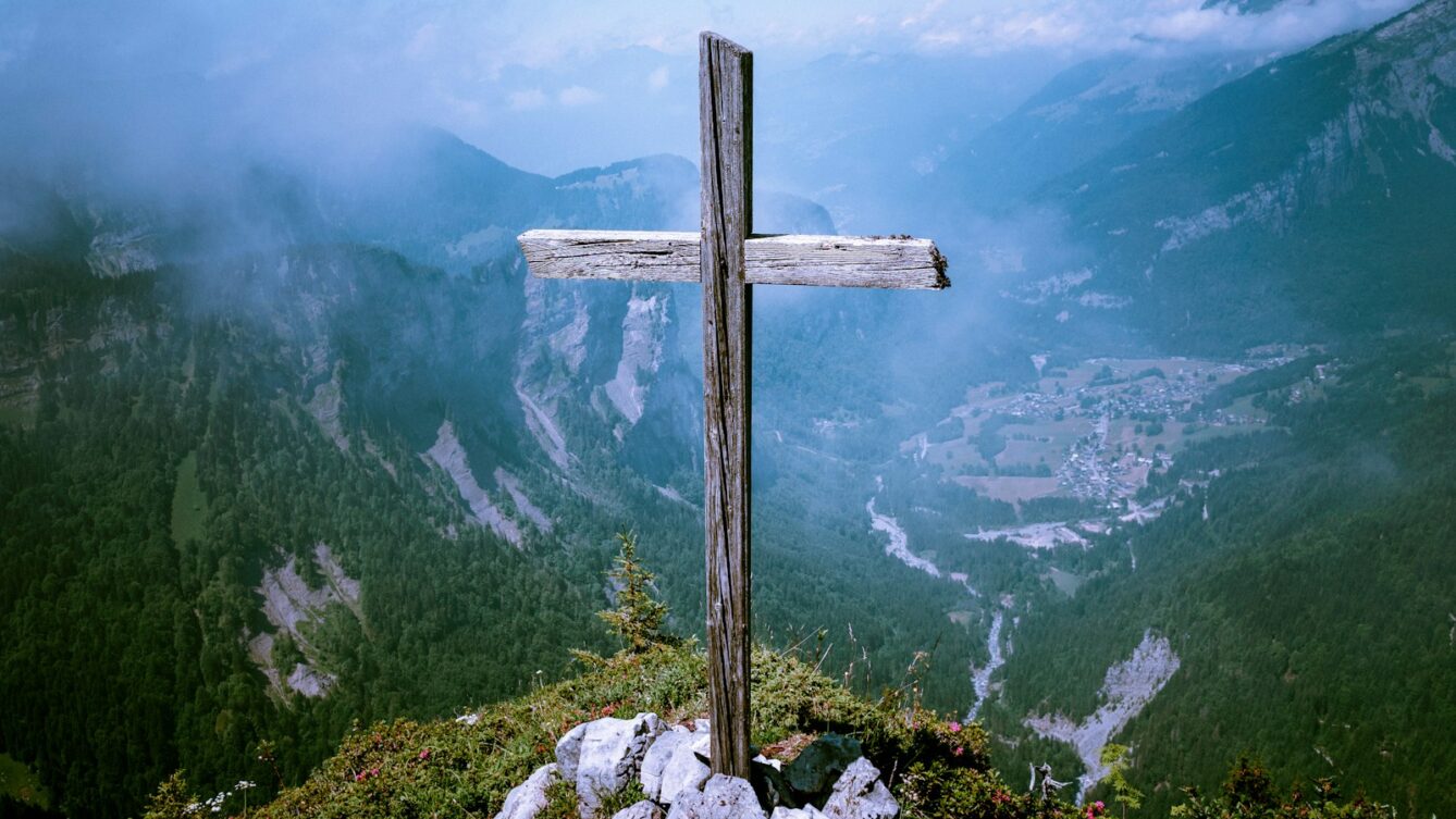 Photo by Hugues de BUYER-MIMEURE