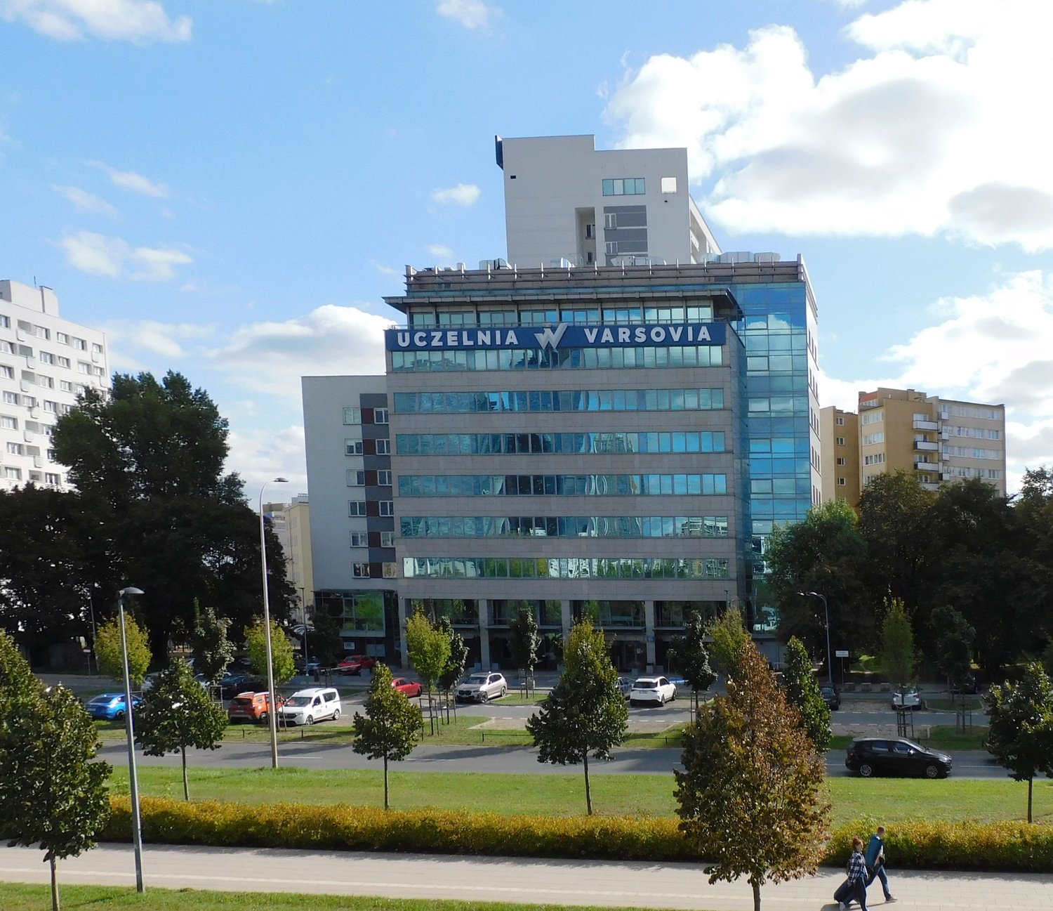 Siedziba uczelni po zmianie nazwy, 2023 rok, Autorstwa Panek - Praca własna, CC BY-SA 4.0