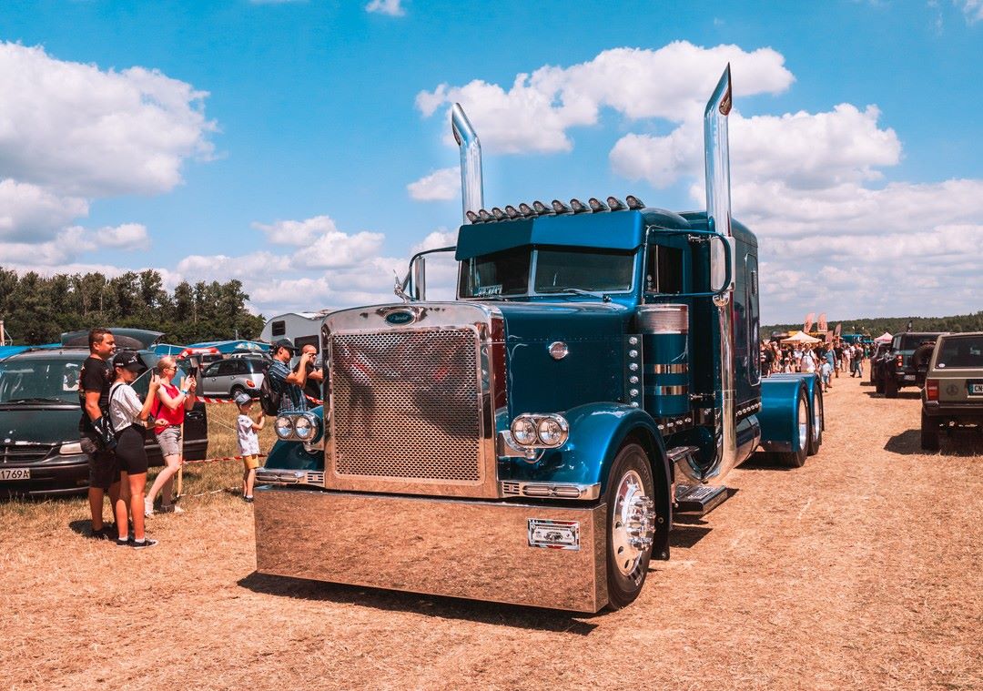 Fakt Plus Informacje