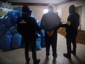 mężczyzna aresztowany przez policję