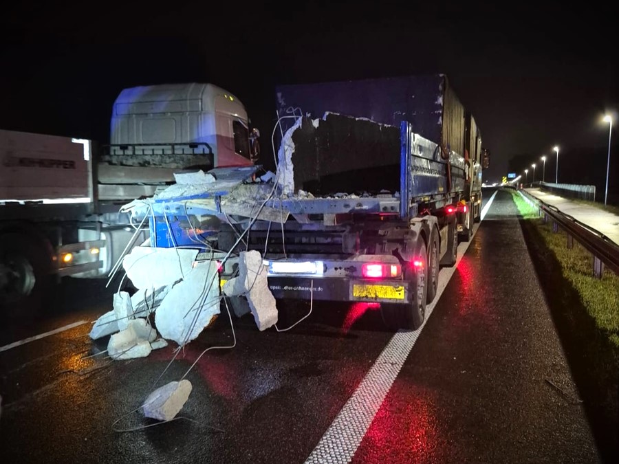 wypadek na autostradzie