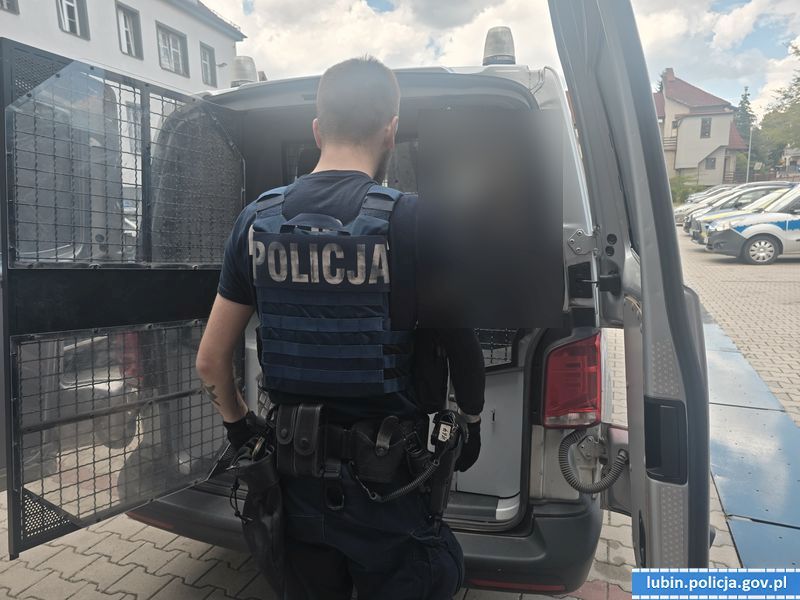aresztowanie mężczyzny