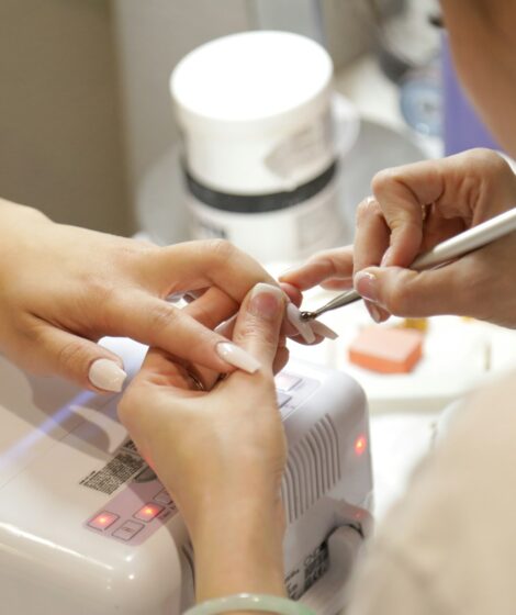 Do Sejmu trafiła petycja z projektem ustawy regulującej zawód kosmetologa.