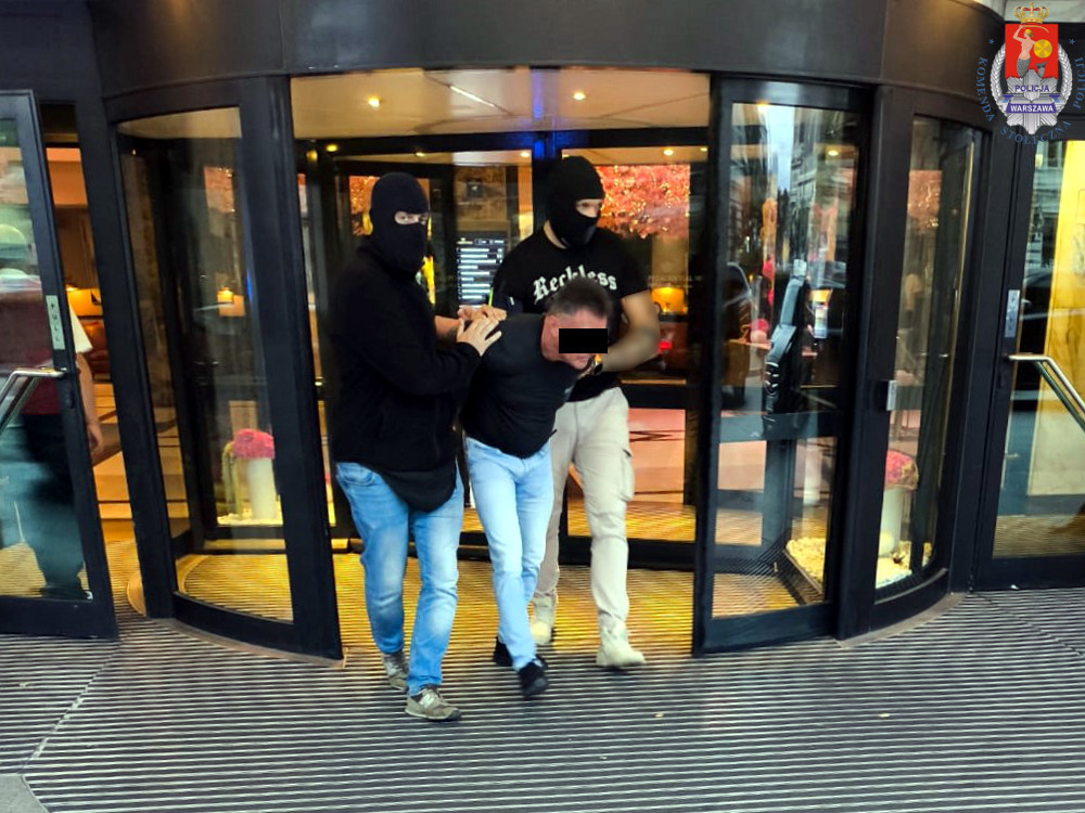 Aresztowanie gangsterów, Warszawa/ Policja