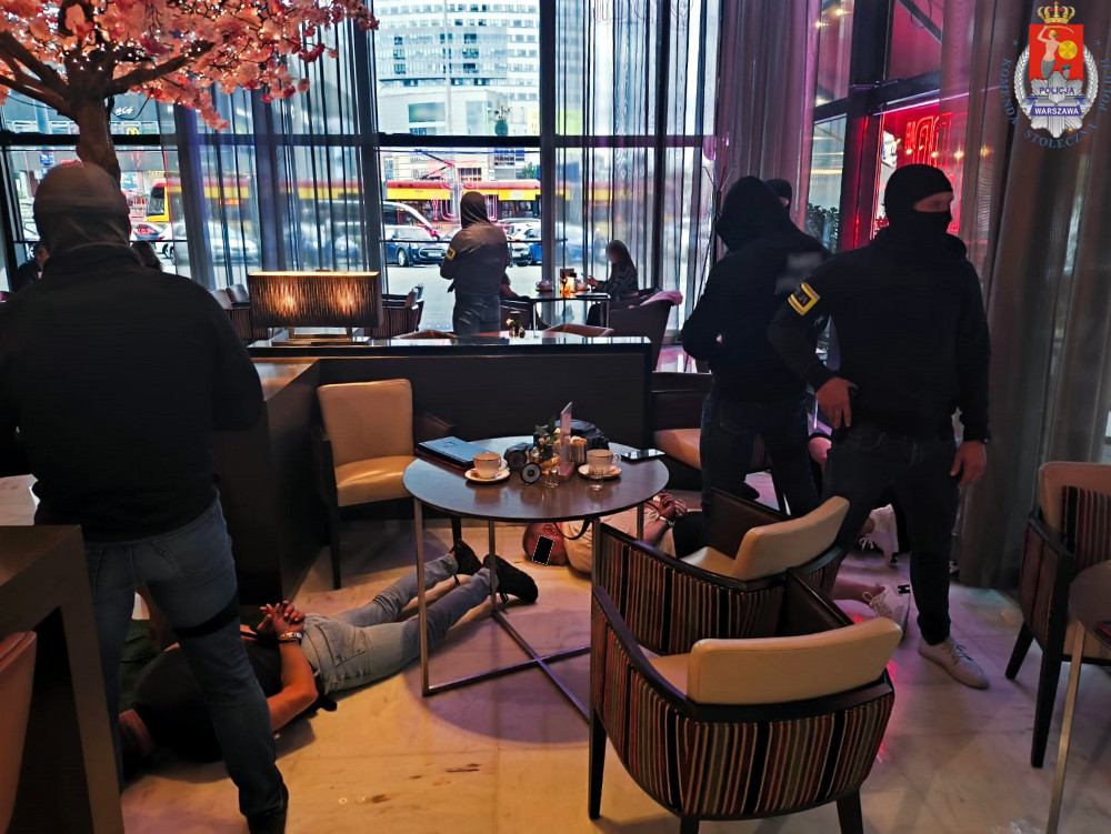 Aresztowanie gangsterów, Warszawa/ Policja