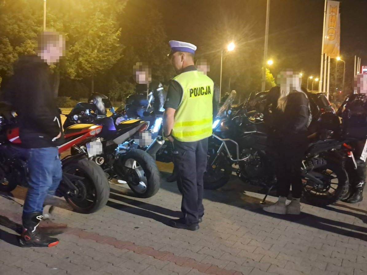 zatrzymanie motocyklistów przez Policję