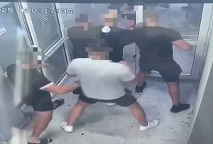 zatrzymanie bandytów stadionowych/Policja