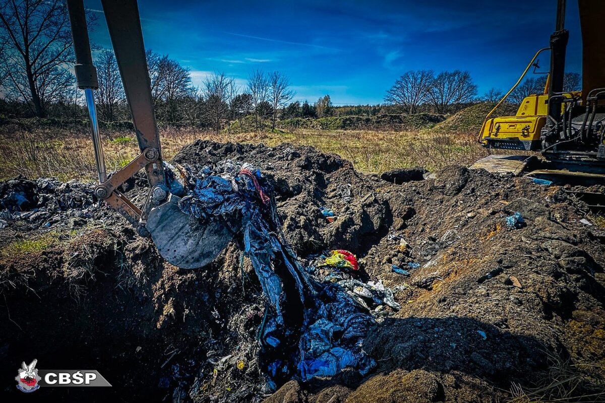 nielegalne wysypisko śmieci/CBŚP