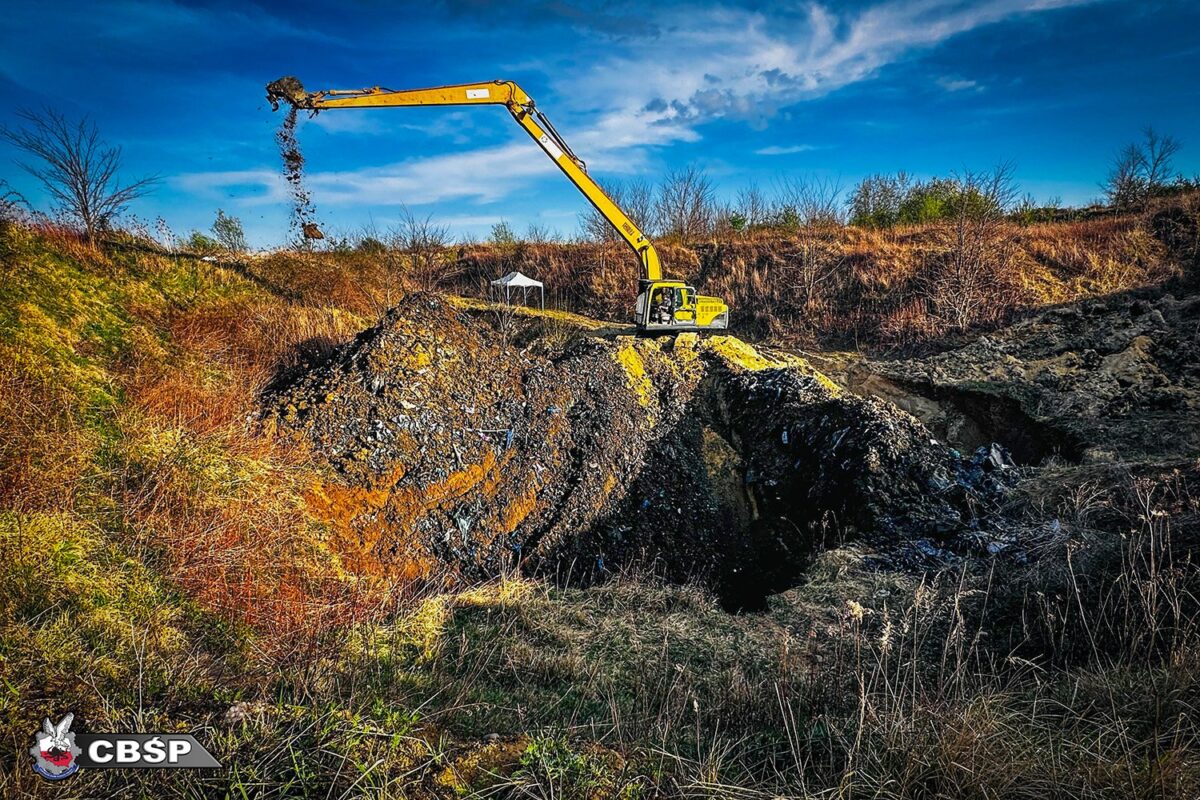 nielegalne wysypisko śmieci/CBŚP