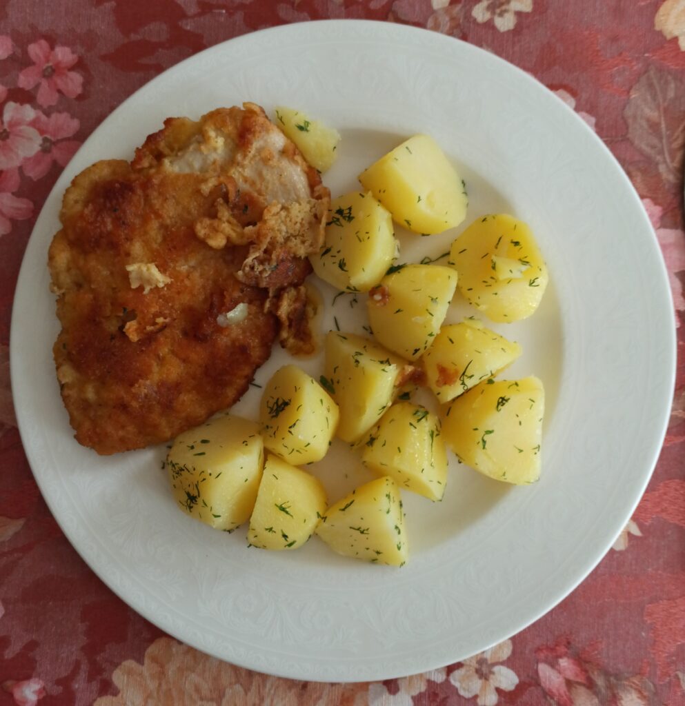 Kotlet schabowy z ziemniakami/Openverse