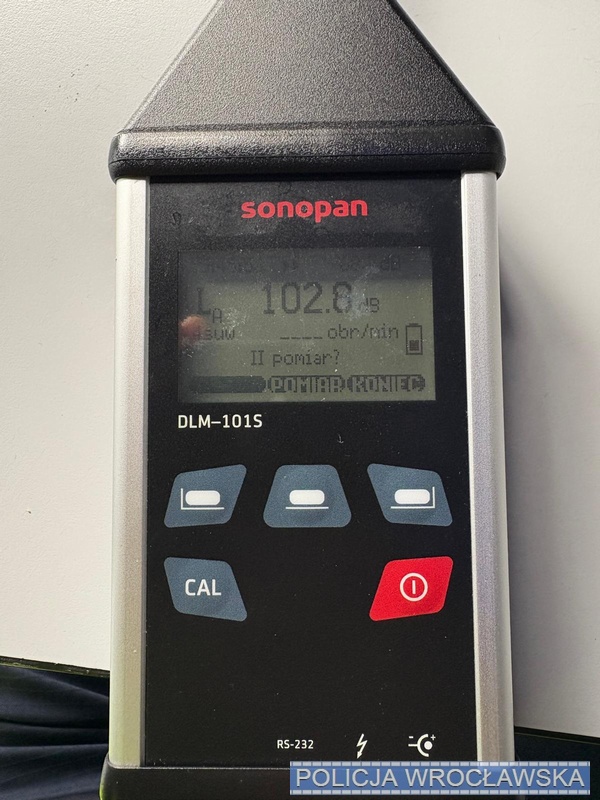 Policja sprawdzała poziom hałasu na wrocławskich drogach/Policja