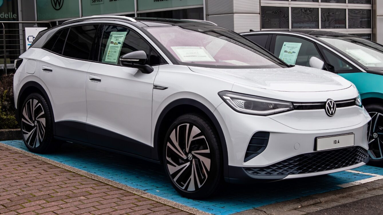 VW_ID.4_Autorstwa M 93, CC BY-SA 3.0 de