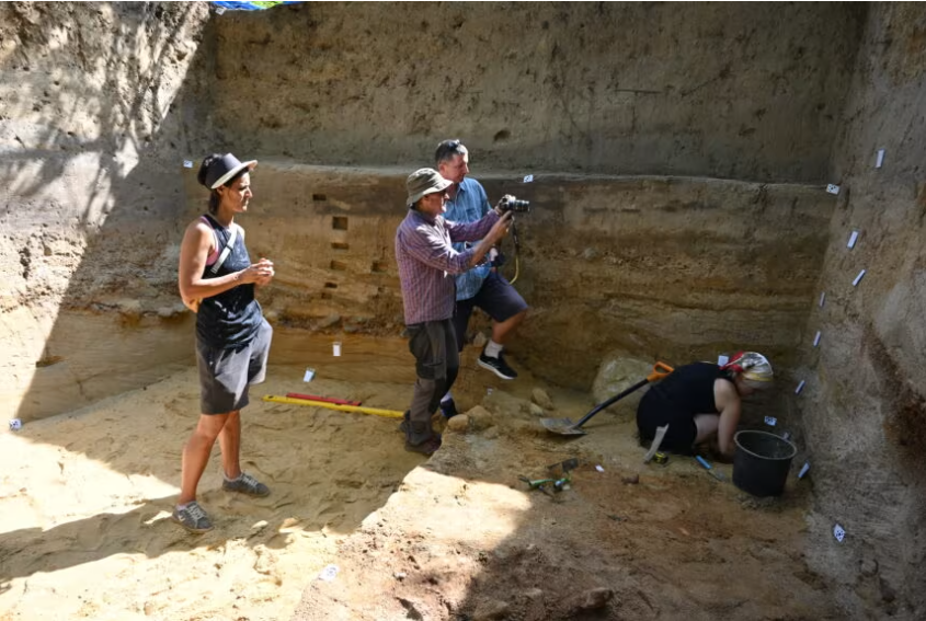 Pobieranie próbek. Fot. Witold Grużdź