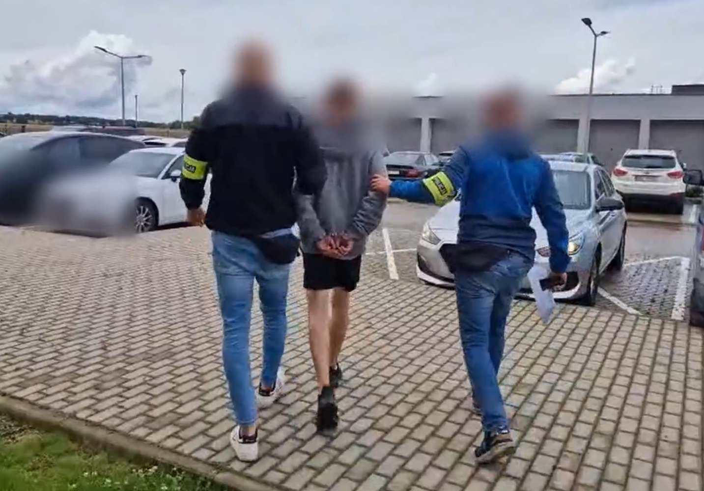 aresztowany meżczyzna za przemoc domową/Policja