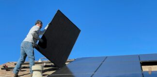 montaż fotowoltaiki/Bill Mead/Unsplash