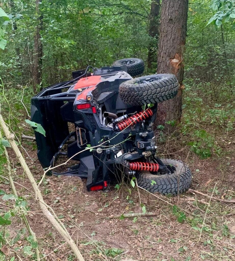 rozbite buggy/ Policja