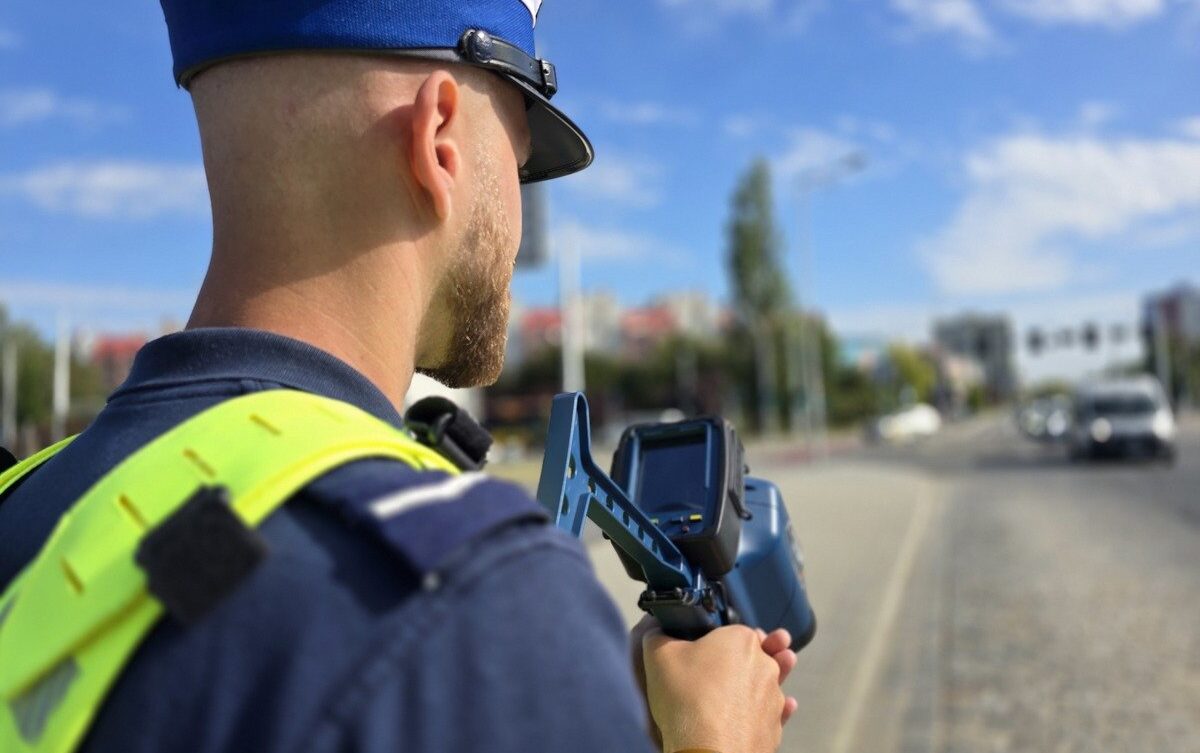 Pomiar prędkości pojazdów na drodze/Policja