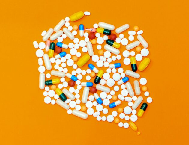 pigułki/fot: Michał Parzuchowski/Unsplash