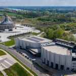 widok na Muzeum Pamięć i Tożsamość z lotu ptaka/ MPiT