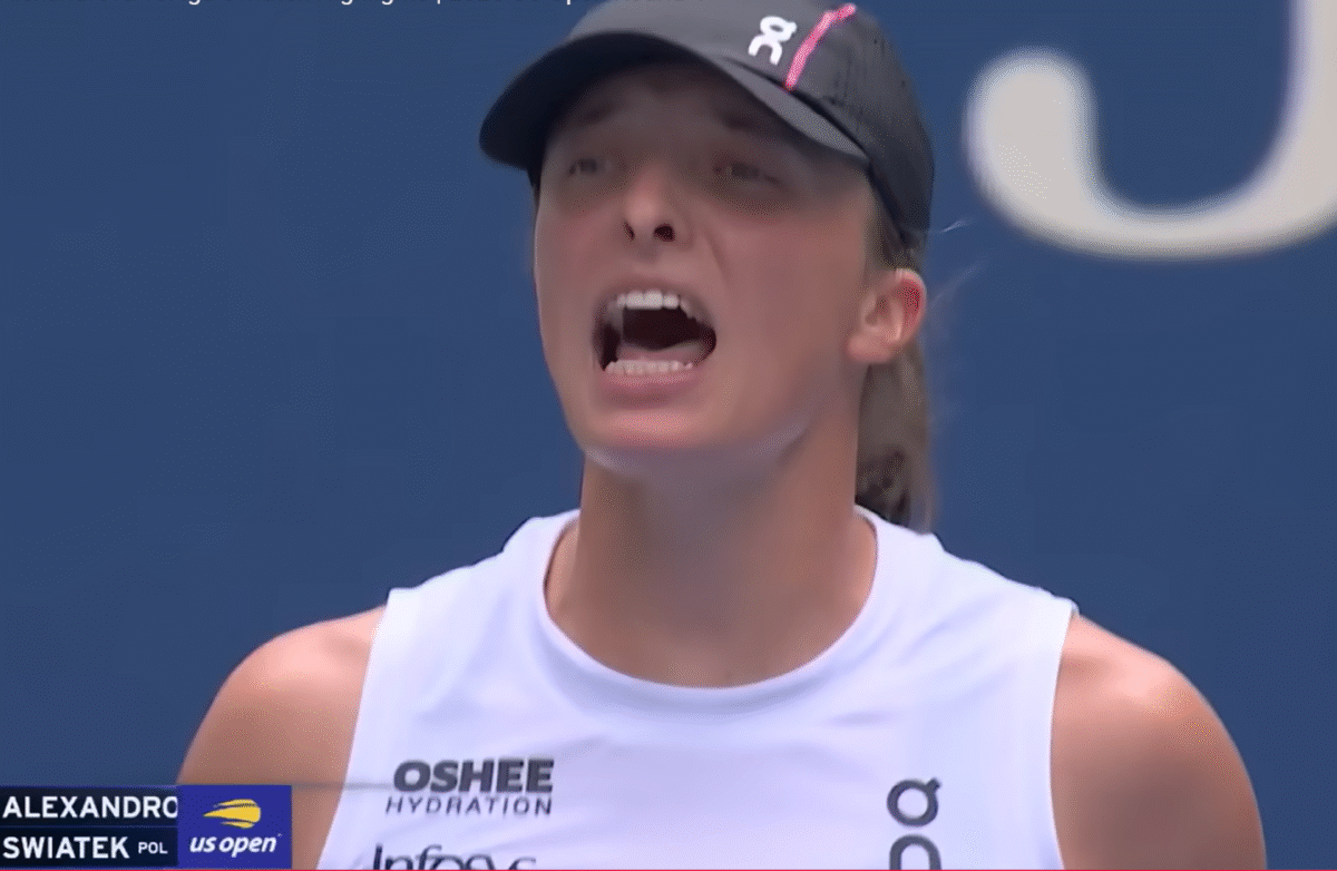 kadr z meczu Igi Świątek/usopen.org