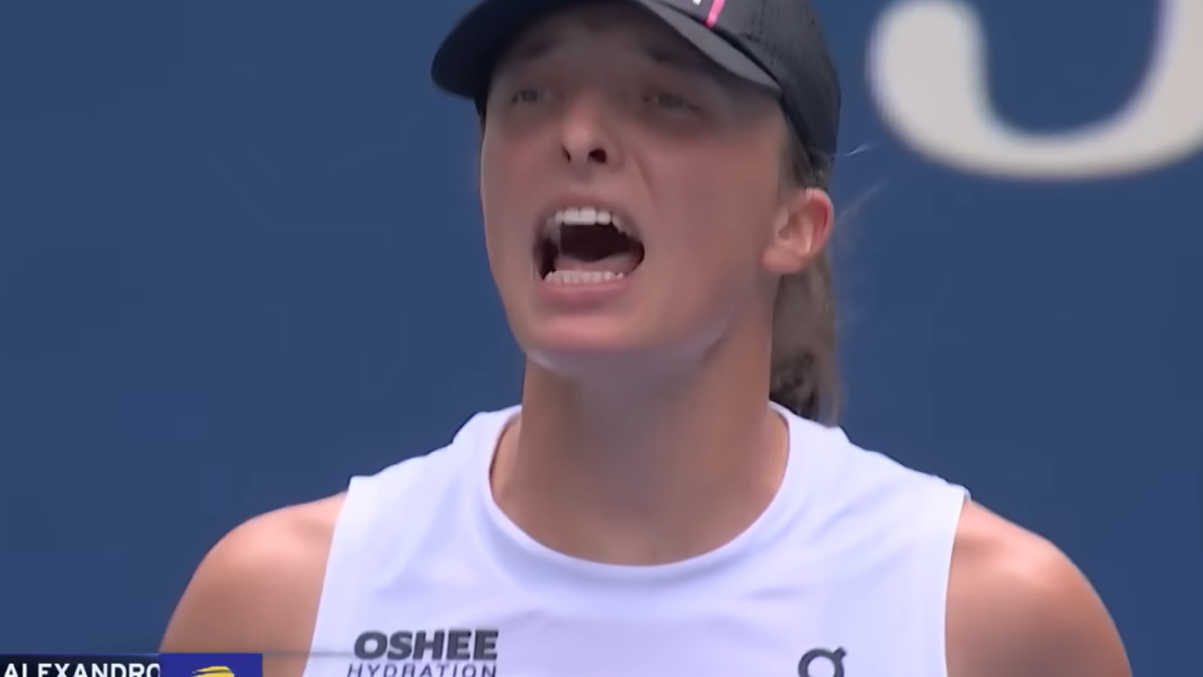 kadr z meczu Igi Świątek/usopen.org
