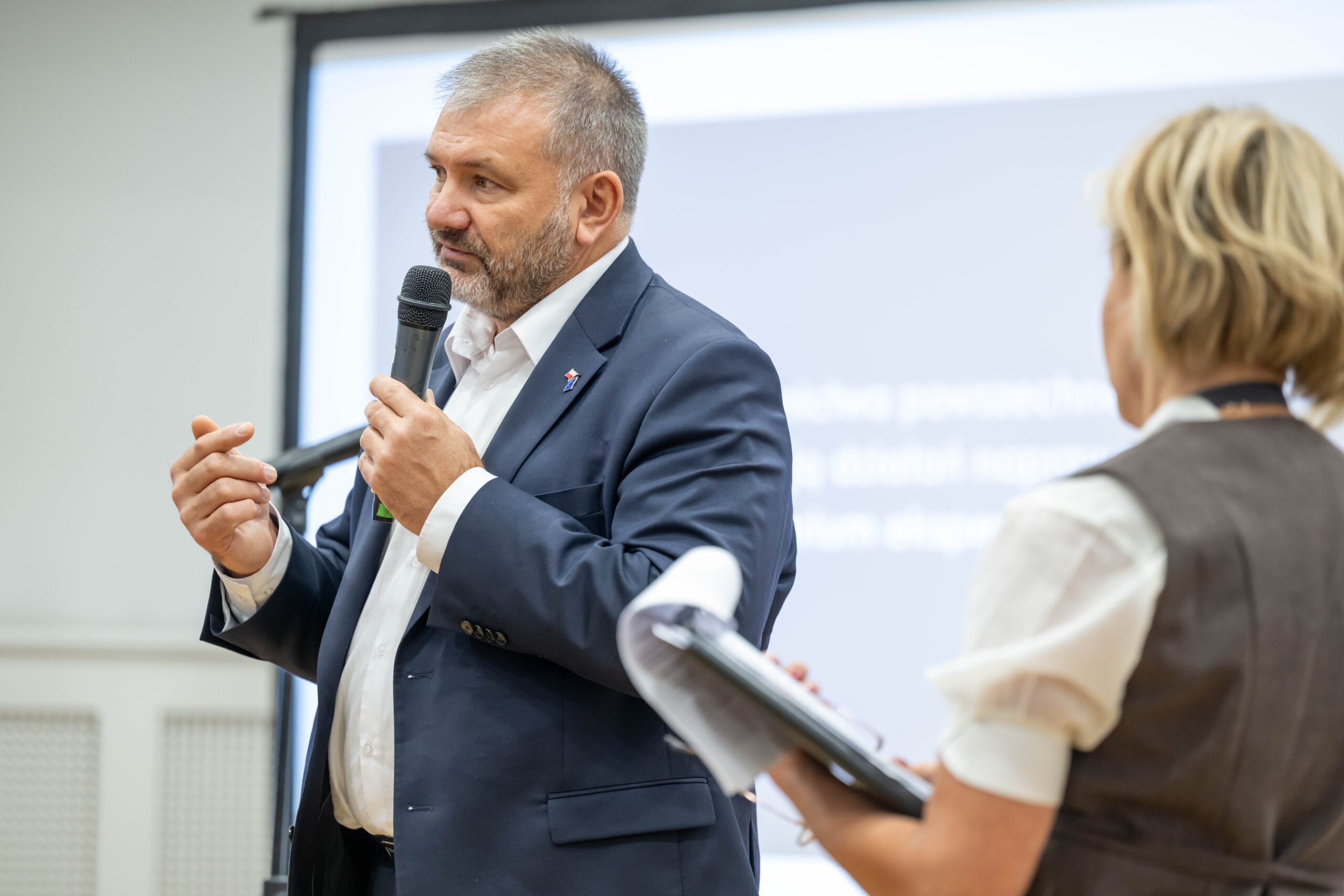 Minister Waldemar Żurek  na spotkaniu/ MS