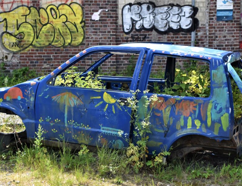 porzucony Fiat Cinquocento/ fot: Waldemar Brandt/Unsplash