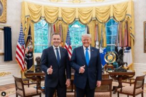 Trump z Nawrockim/ White House