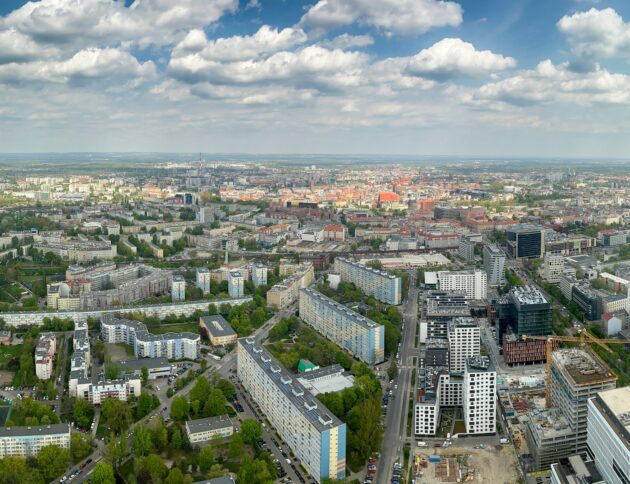 Jakie mieszkanie kupimy w Polsce za średni kredyt w 2025 roku?