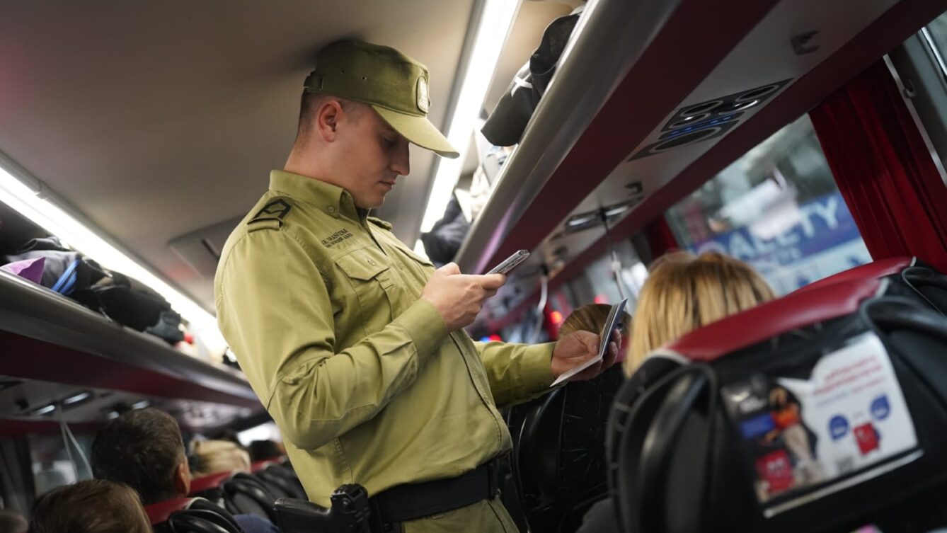 Pierwsi podróżni odprawieni na polskiej granicy w Entry/Exit System/ Straż Graniczna