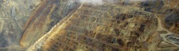 Największa pod względem wielkości odkrywkowa kopalnia miedzi na świecie – Bingham Canyon Mine (Stany Zjednoczone, 2019)/ fot: Farragutful - Praca własna, CC BY-SA 4.0