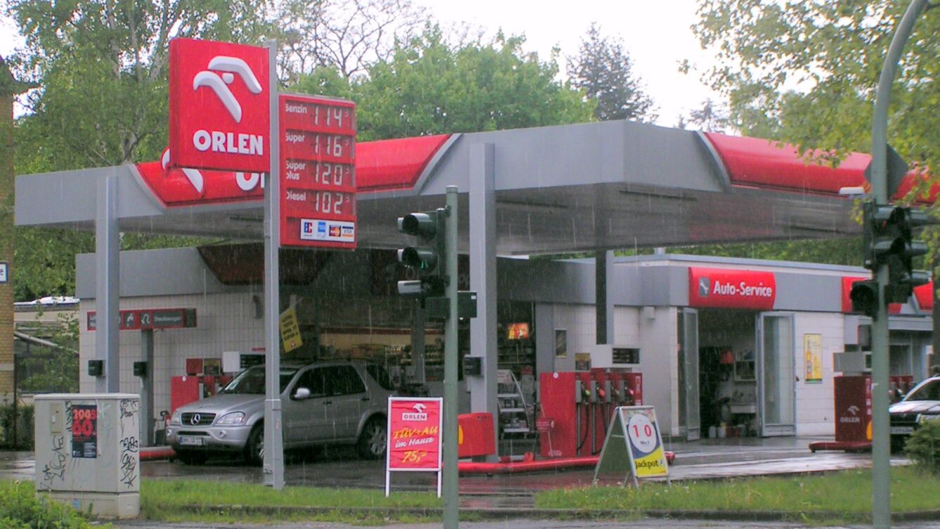 stacja paliw Orlen/ Openverse