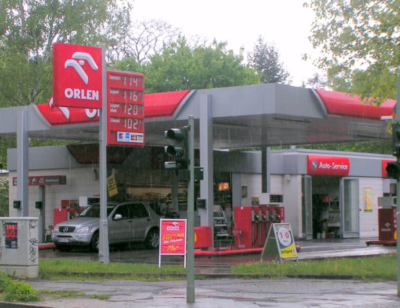 stacja paliw Orlen/ Openverse