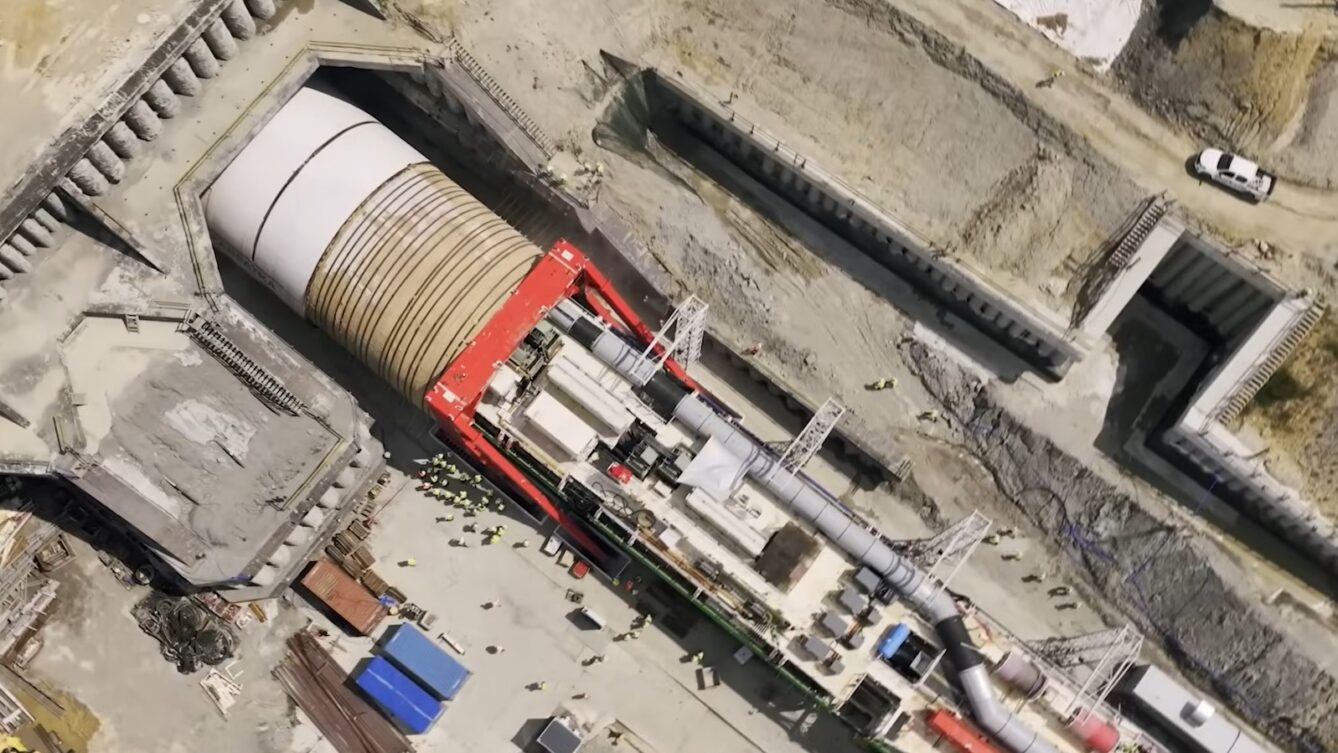 Maszyna TBM Karpatka drąży tunel pod S19/ Mostostal