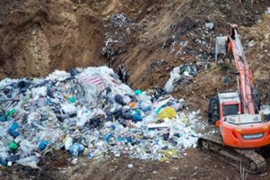 Policja likwiduje kolejną mafię śmieciową/ CBŚP