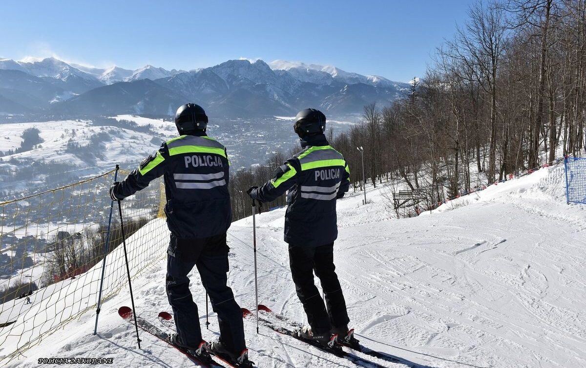Zakopiańscy policjanci wyjechali na stoki Gubałówki przed feriami. Policja