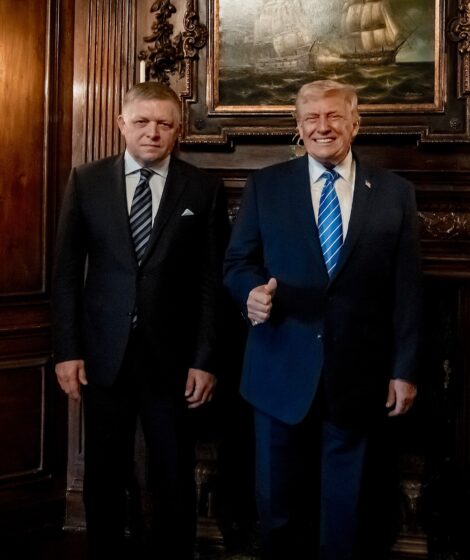 Donald Trump i Robert Fico. Dyplomaci UE twierdzą, że premier Słowacji mówił o szoku psychicznym stanem Donalda Trumpa. Robert Fico zaprzecza. fot: www.vlada.gov.sk