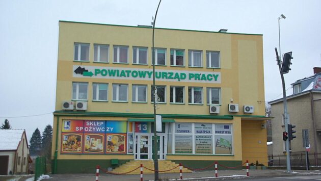 Powiatowy Urząd Pracy w Sanoku. Fot: Lowdown, CC BY-SA 3.0