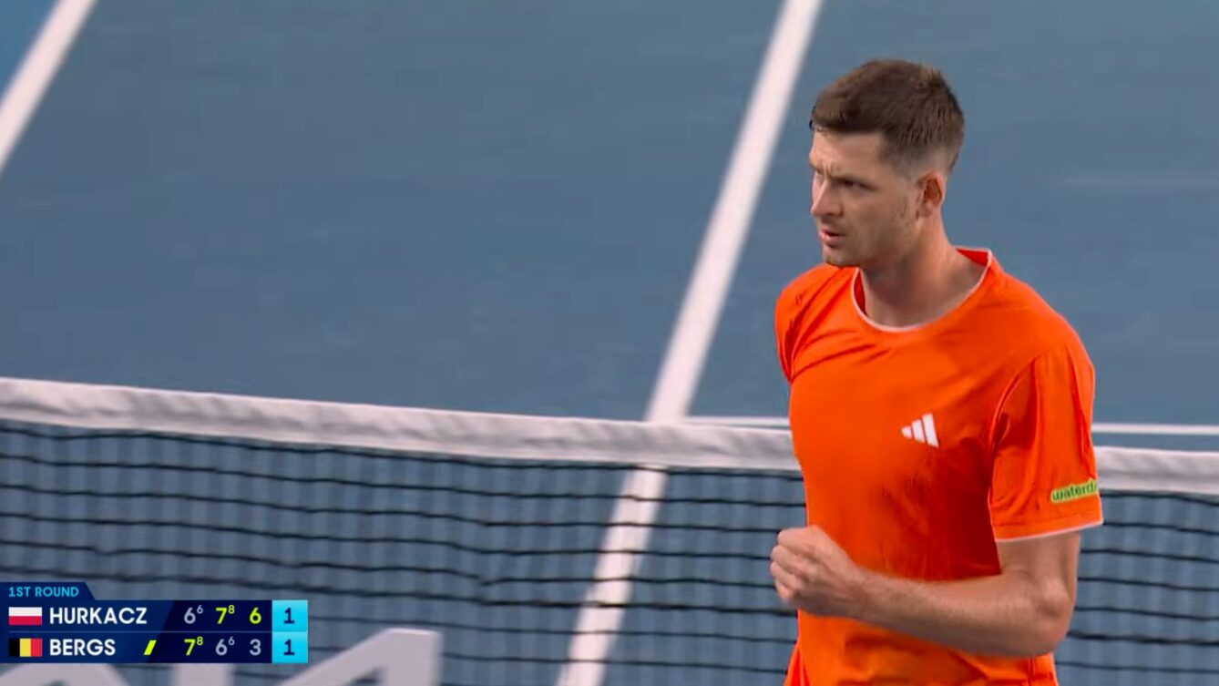Hubert Hurkacz podczas meczu pierwszej rundy Australian Open 2026 w Melbourne