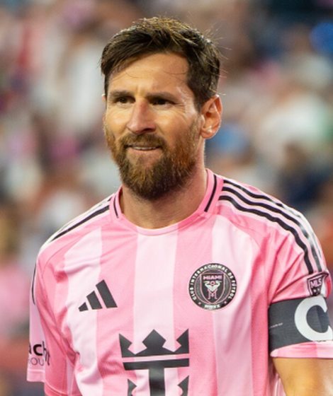 Lionel Messi, przygotowuje się do sportowej emerytury. Autorstwa Bryan Berlin, CC BY-SA 4.0