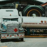 Śmiertelny wypadek ciężarówki w USA. Koniec wiz dla kierowców-imigrantów. fot: Frames For Your Heart/Unsplash