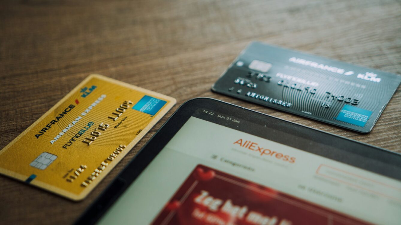 Polska wprowadza podatek cyfrowy. Nowa ustawa obejmie TikTok, Meta, Google i platformy pośredniczące. fot: CardMapr.nl/Unsplash