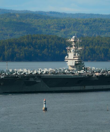 Lotniskowiec USA zmierza na Bliski Wschód. fot: Vidar Nordli-Mathisen/Unsplash