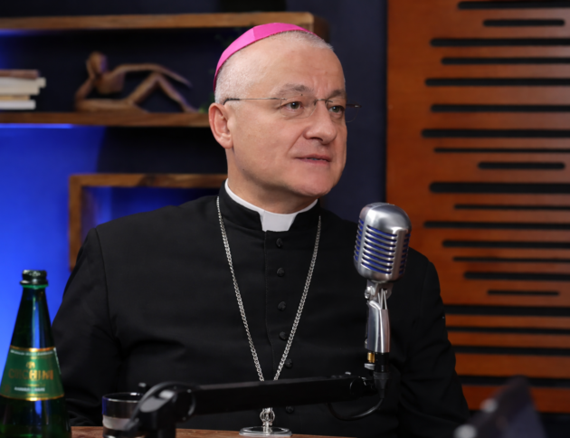 Bp Ważny mówi o aferach seksualnych w Kościele w programie B. Romanowskiego na youtube