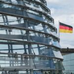 Bundestag. Czy Niemcy obniżą Kindergeld dla polskich dzieci? fot: Tim Simon/Unsplash