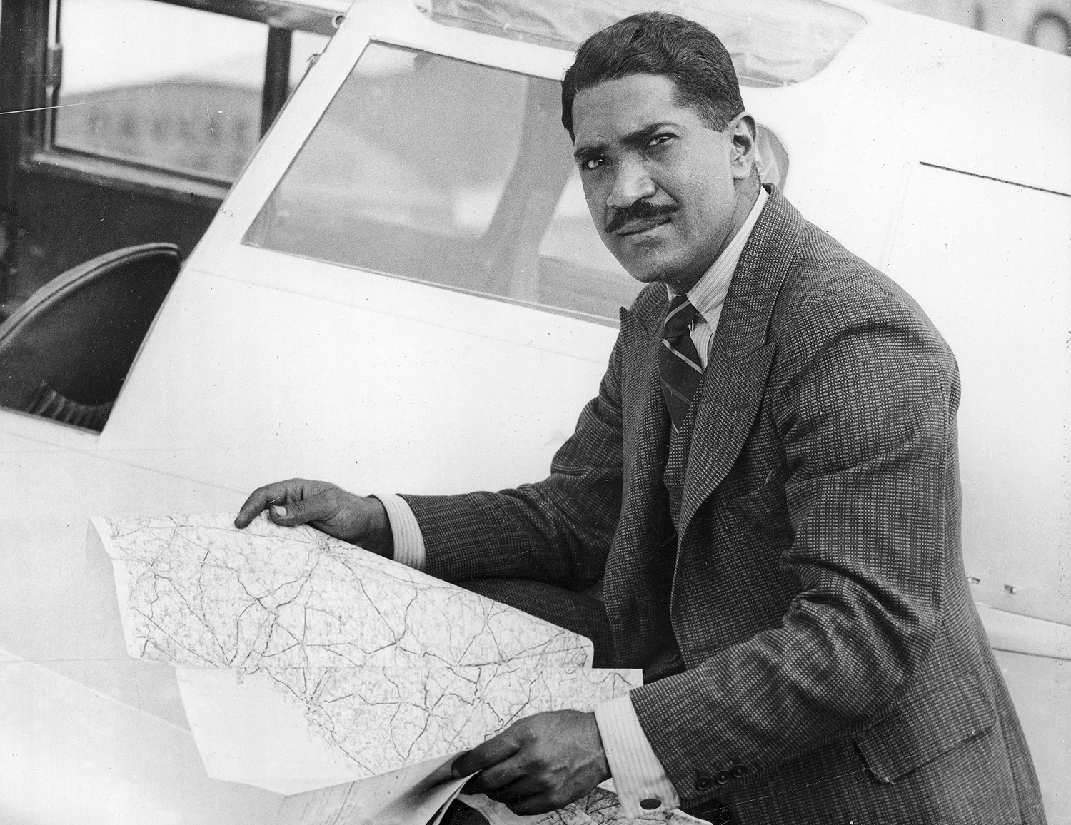 Indyjski przedsiębiorca Damodardas Geerdhal podczas podróży po Polsce, Poznań, 1934. Źródło: Narodowe Archiwum Cyfrowe