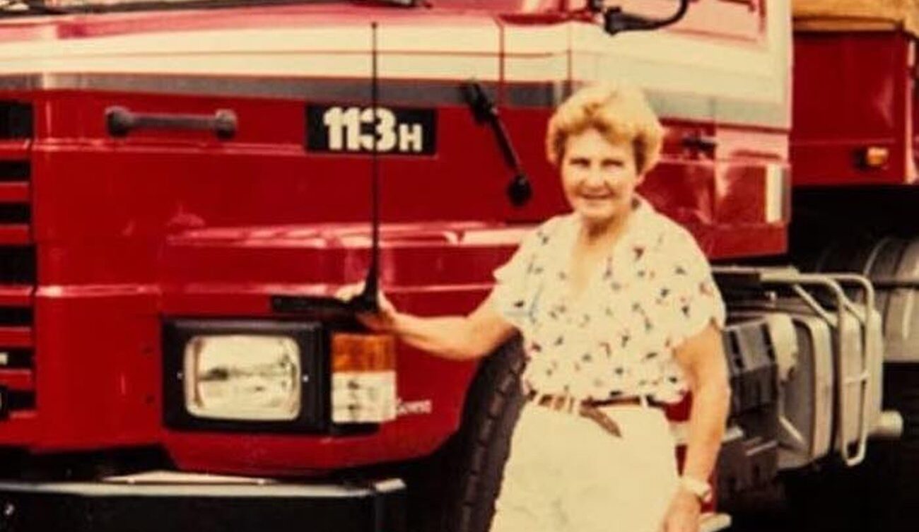 Nahyra Schwanke - najstarsza kobieta kierowca ciężarówki. FB