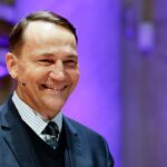 Radosław Sikorski, szef MSZ zapowiada zaostrzenie zasad Karty Polaka. Źródło MSZ
