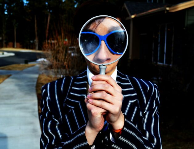 Jak obliczenia matematyczne w kontekście miłości pomagają w randkowaniu. fot: Marten Newhall/Unsplash