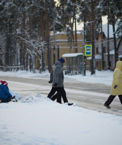 Szkoły zimą odwołują zajęcia. fot: Ilya Semenov/ Unsplasch